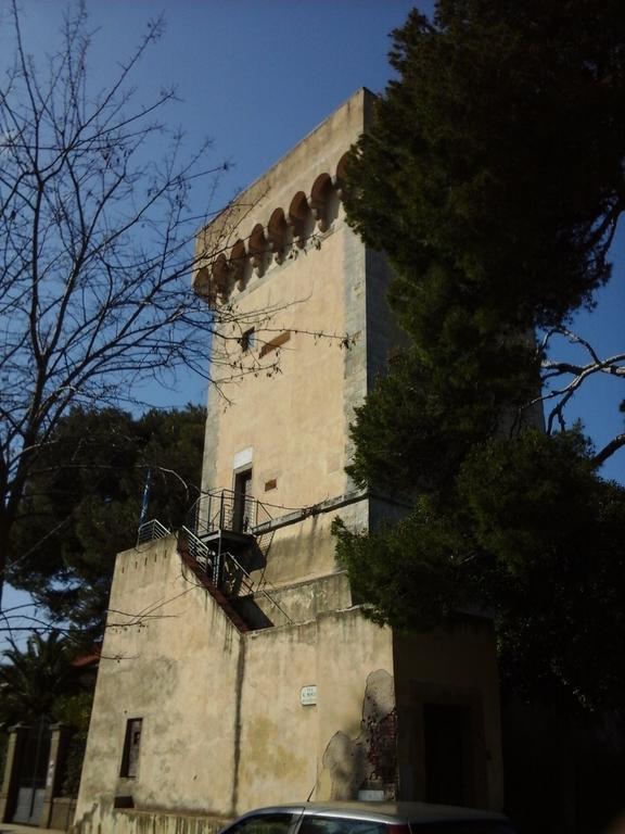 Appartamenti Torre Medicea 卡斯蒂利翁切洛 外观 照片