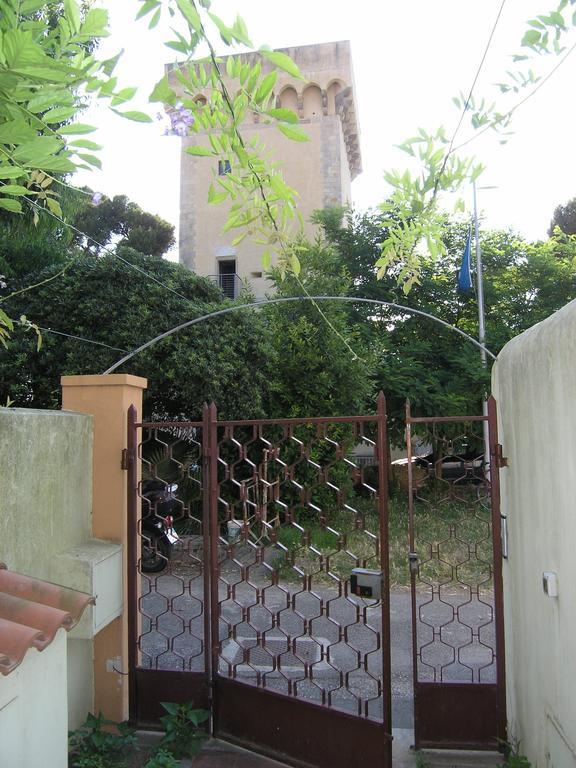 Appartamenti Torre Medicea 卡斯蒂利翁切洛 外观 照片
